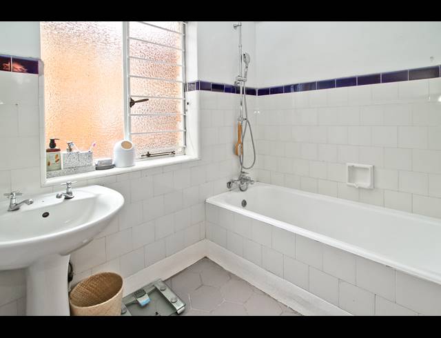 1 BEDROOM APARTMENT FOR SALE IN CYRILDENE